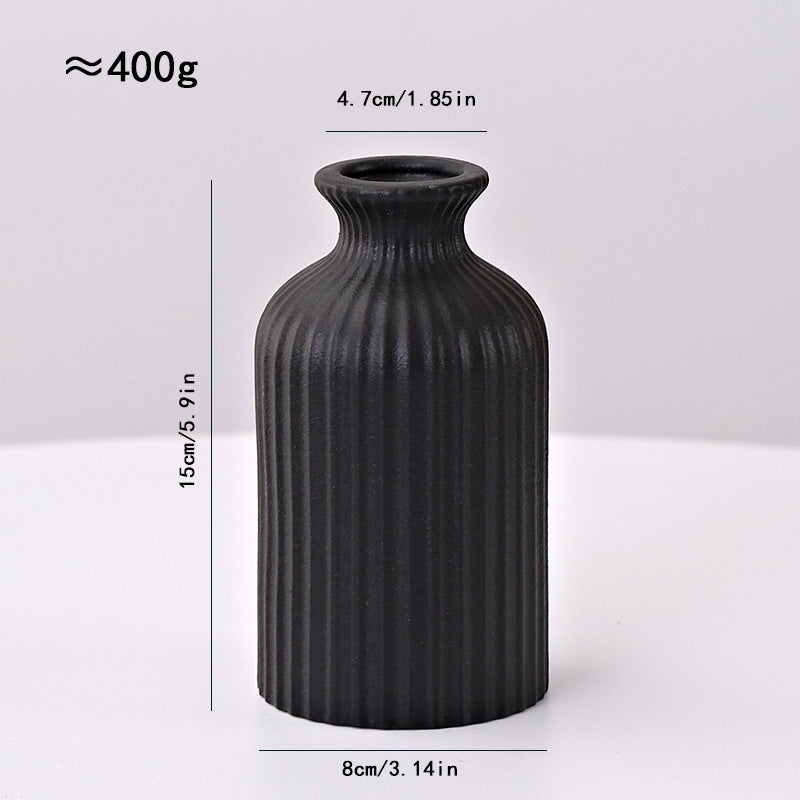 simplistic ceramic vase