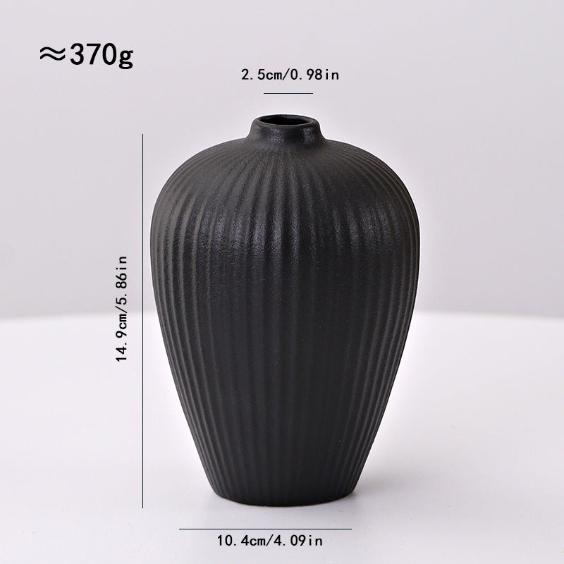 simplistic ceramic vase