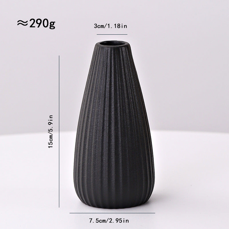 simplistic ceramic vase